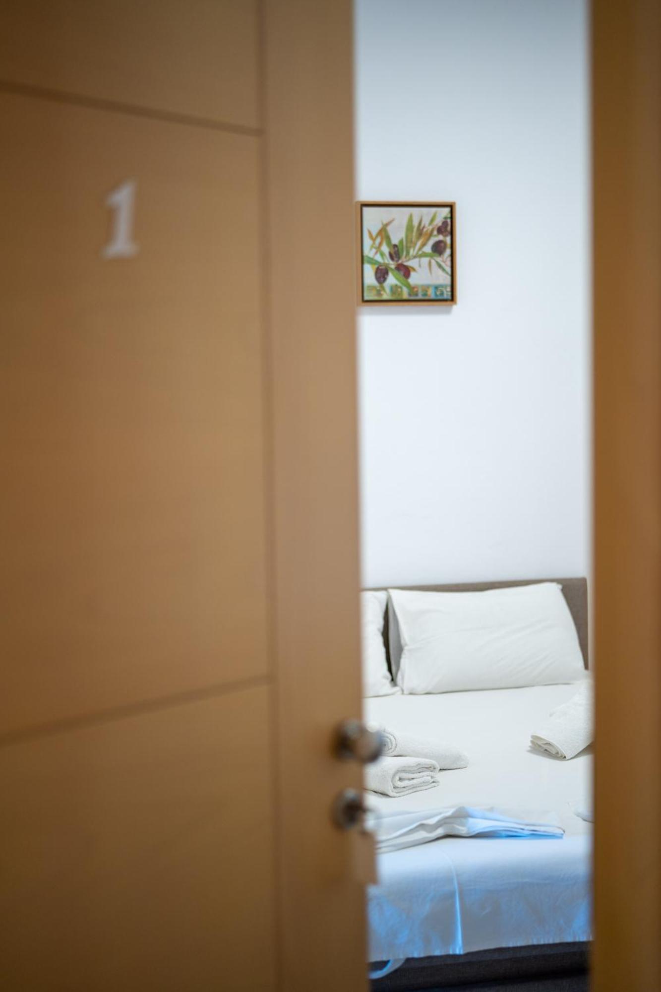 Elaia Modern Apartments Ayía Kiriakí Esterno foto