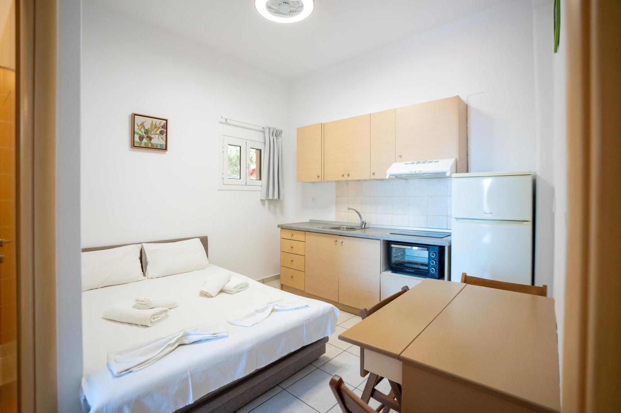 Elaia Modern Apartments Ayía Kiriakí Esterno foto